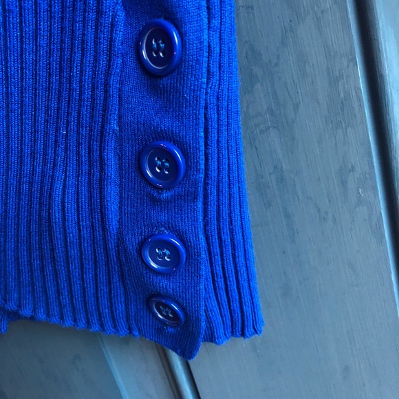 3/4 Sleeve Top - Picture 2 of 3